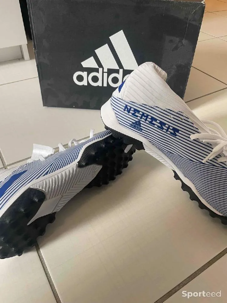 Adidas Nemeziz 19.3 TF neuf Ajouté le : 07/11/2023