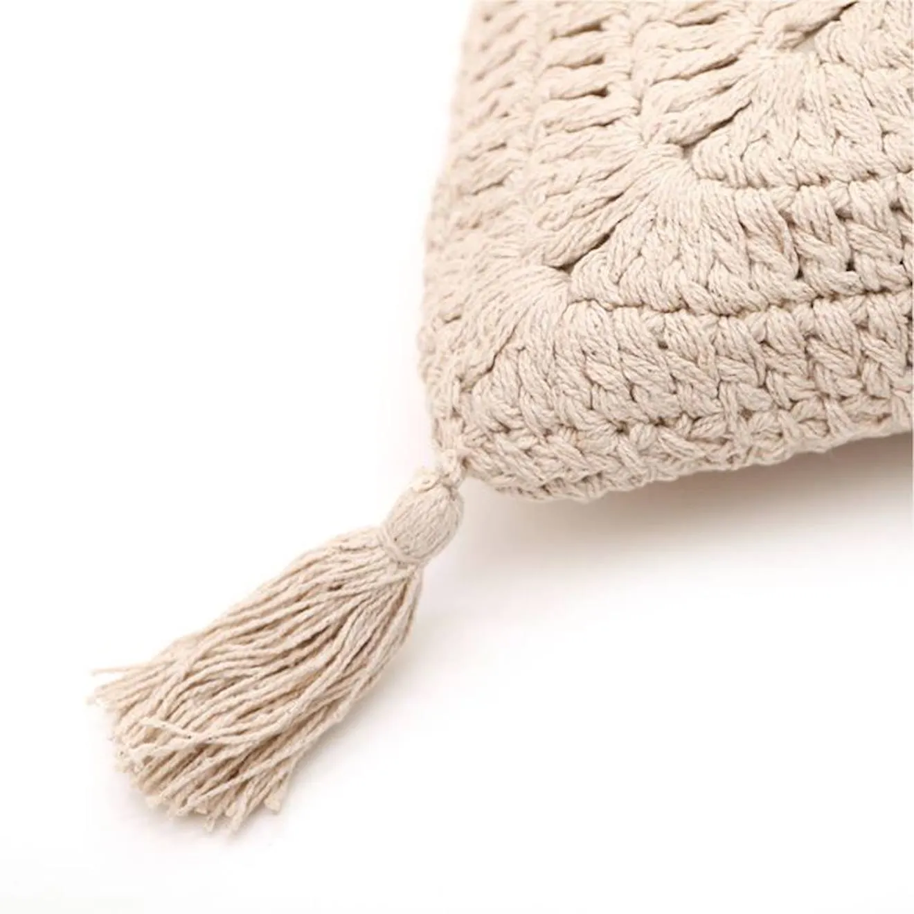 Coussin crochet PLUME ECRU - Nattiot beige - Nattiot