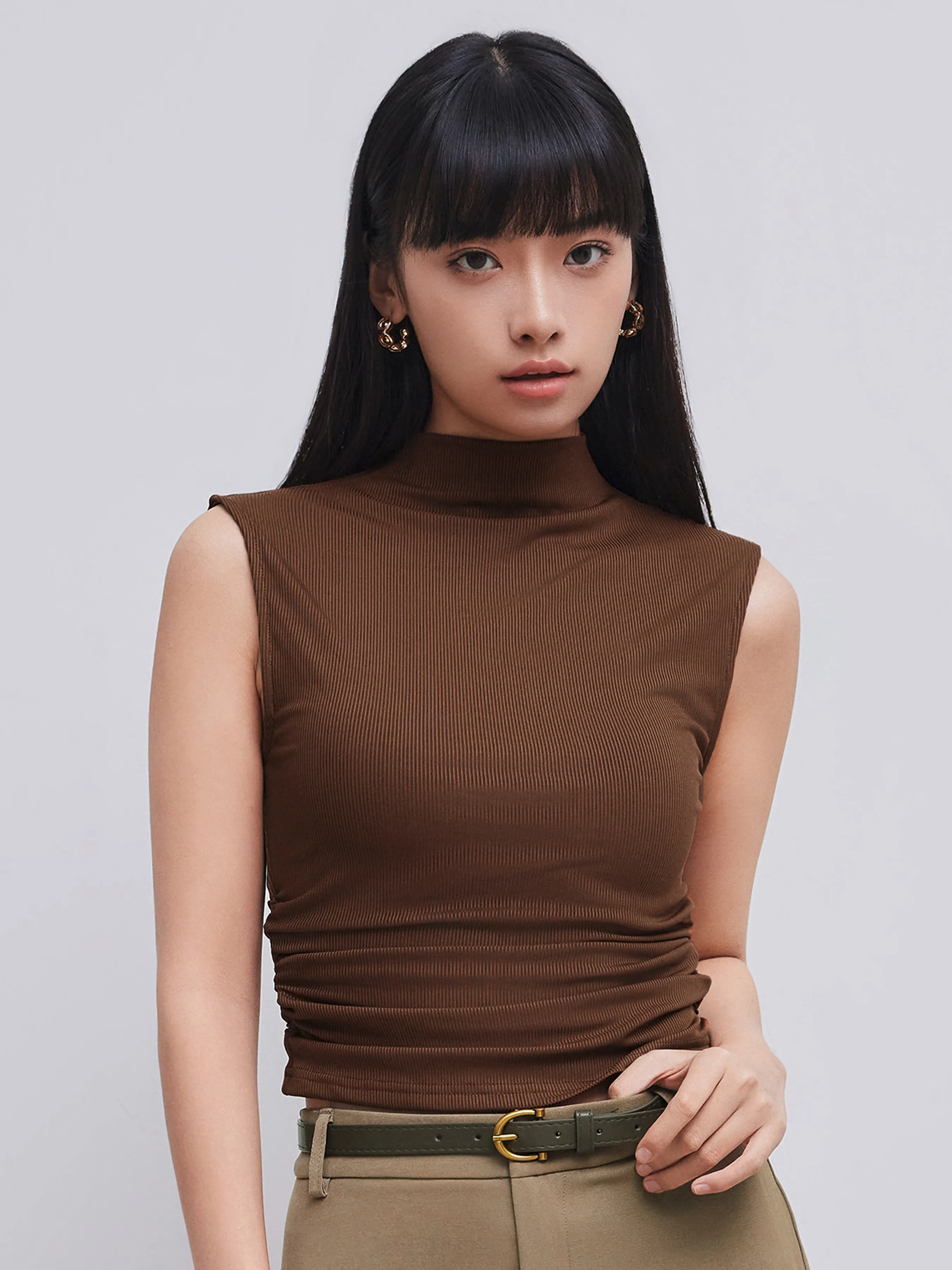  Crop top plissé sans manches à col rond uni