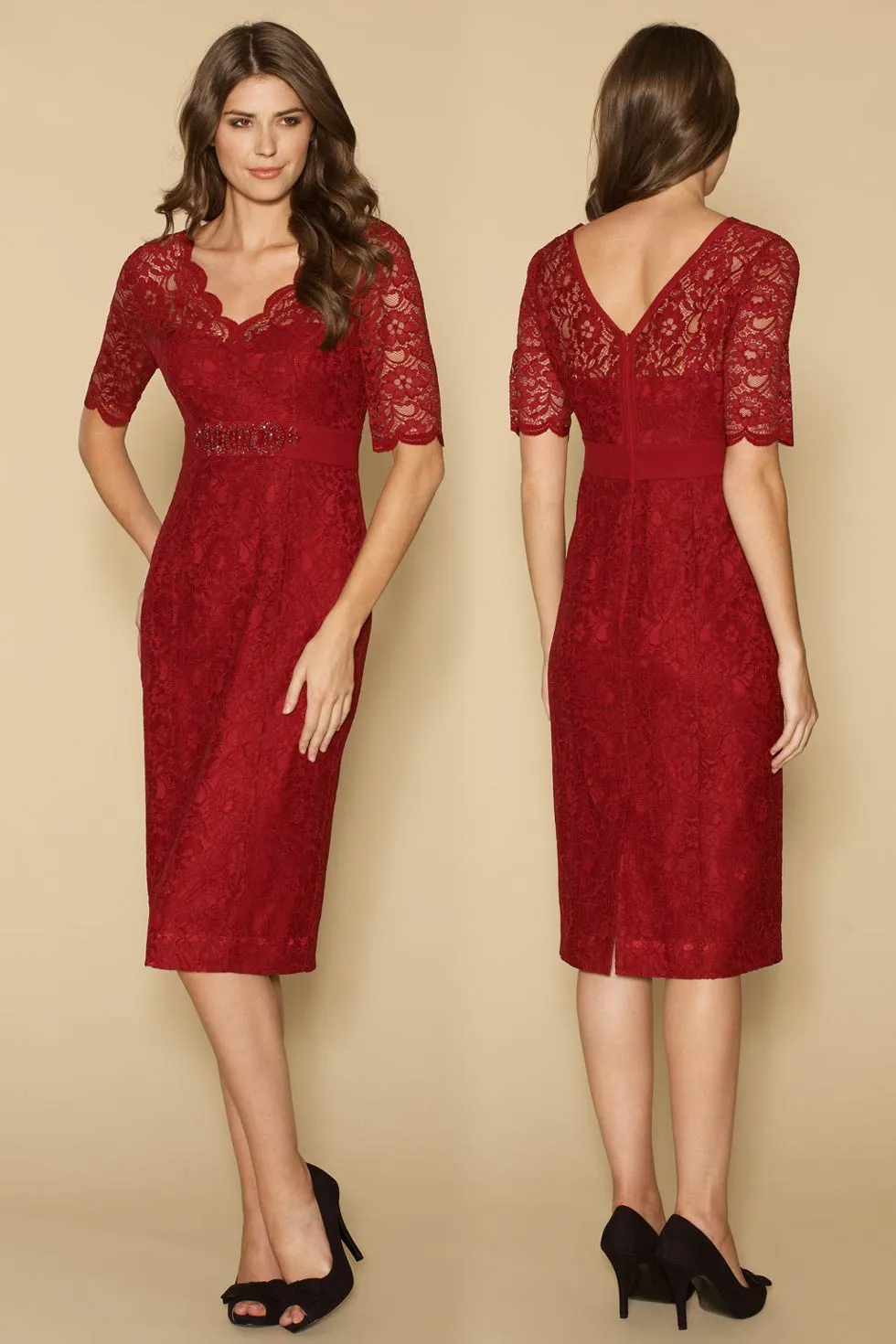 Robe de soirée courte manches courtes dentelle rouge foncé pour mère