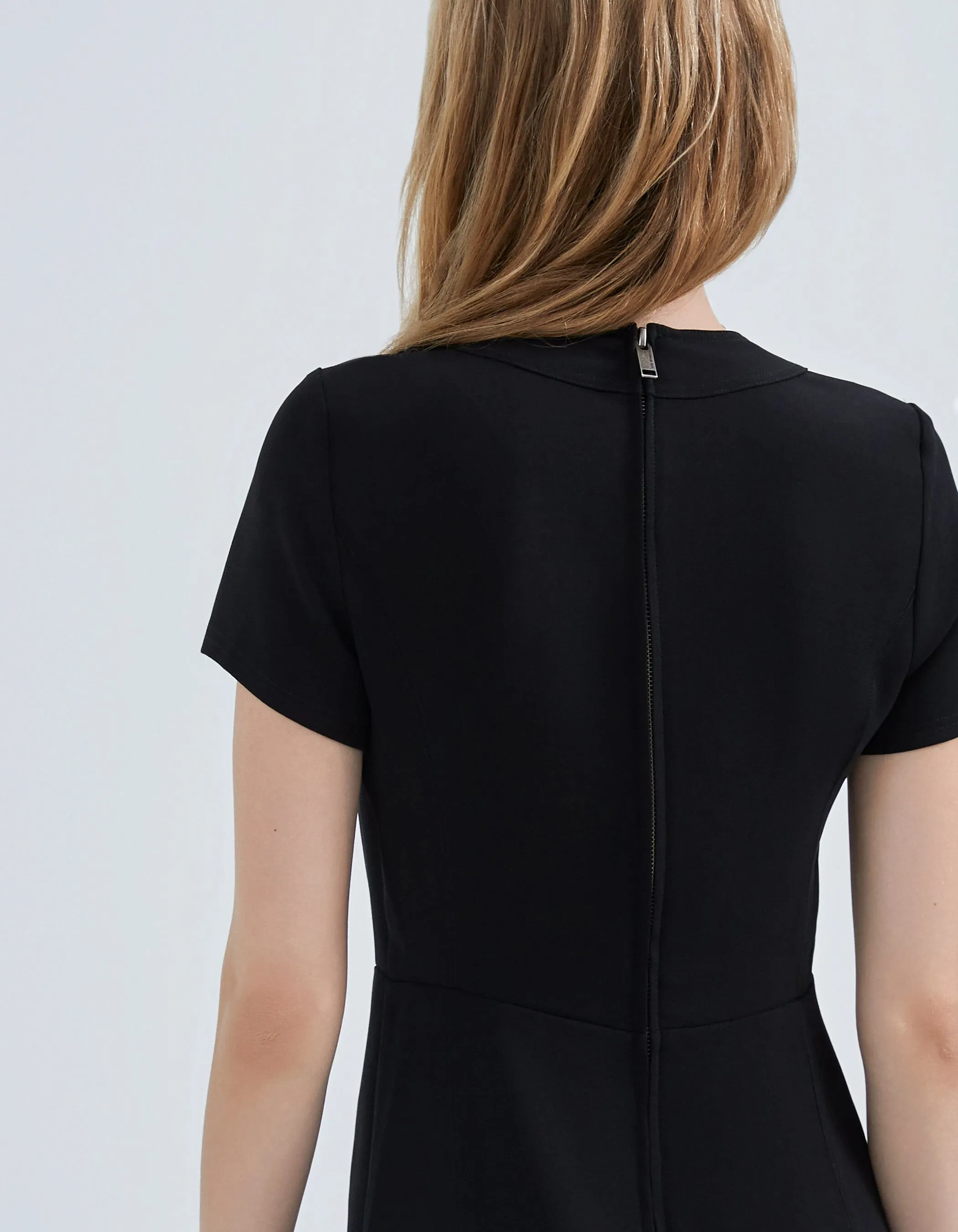Robe noire recyclée surpiqûres ton sur ton Femme
