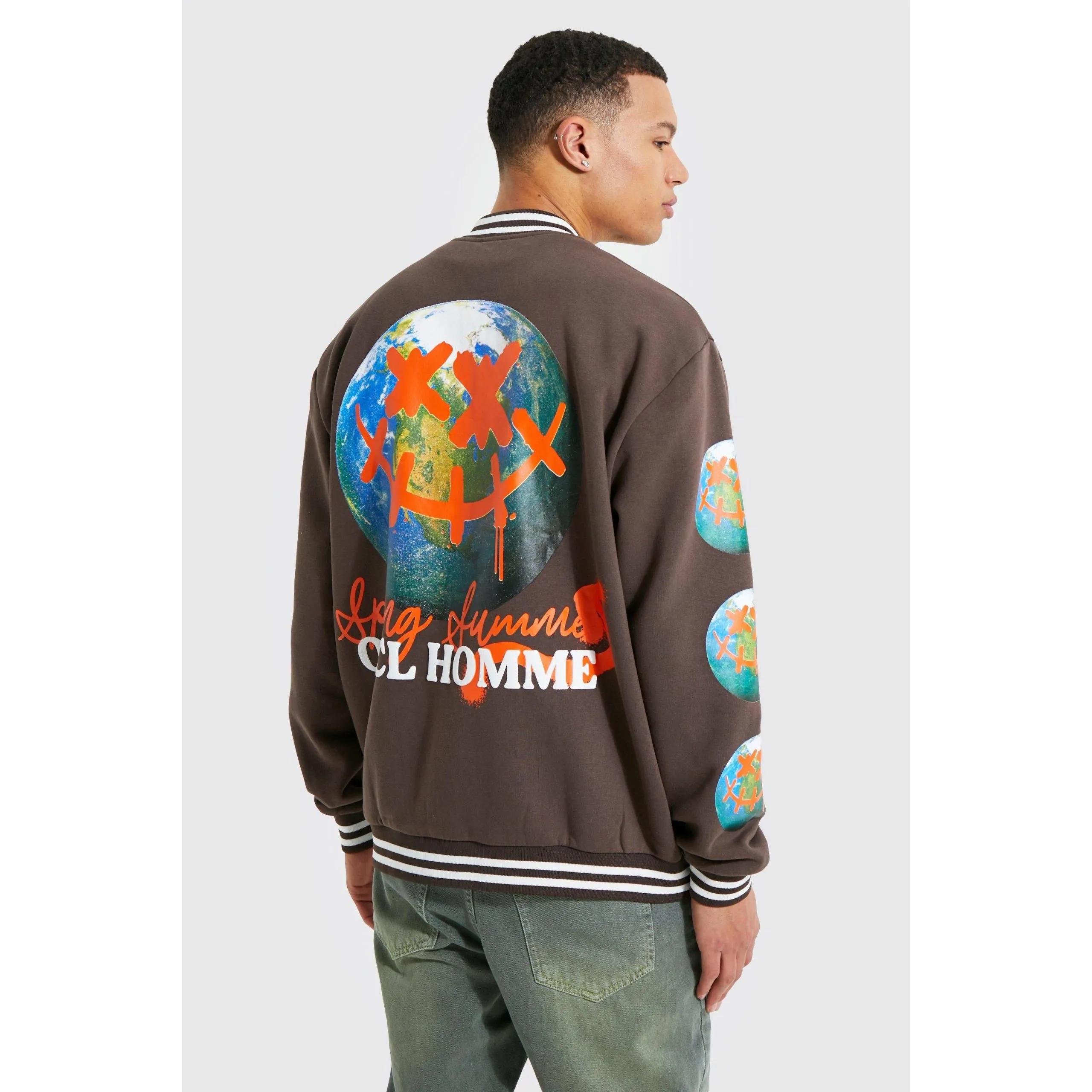 Tall – Bomber oversize imprimé – Ofcl – Marron chocolat