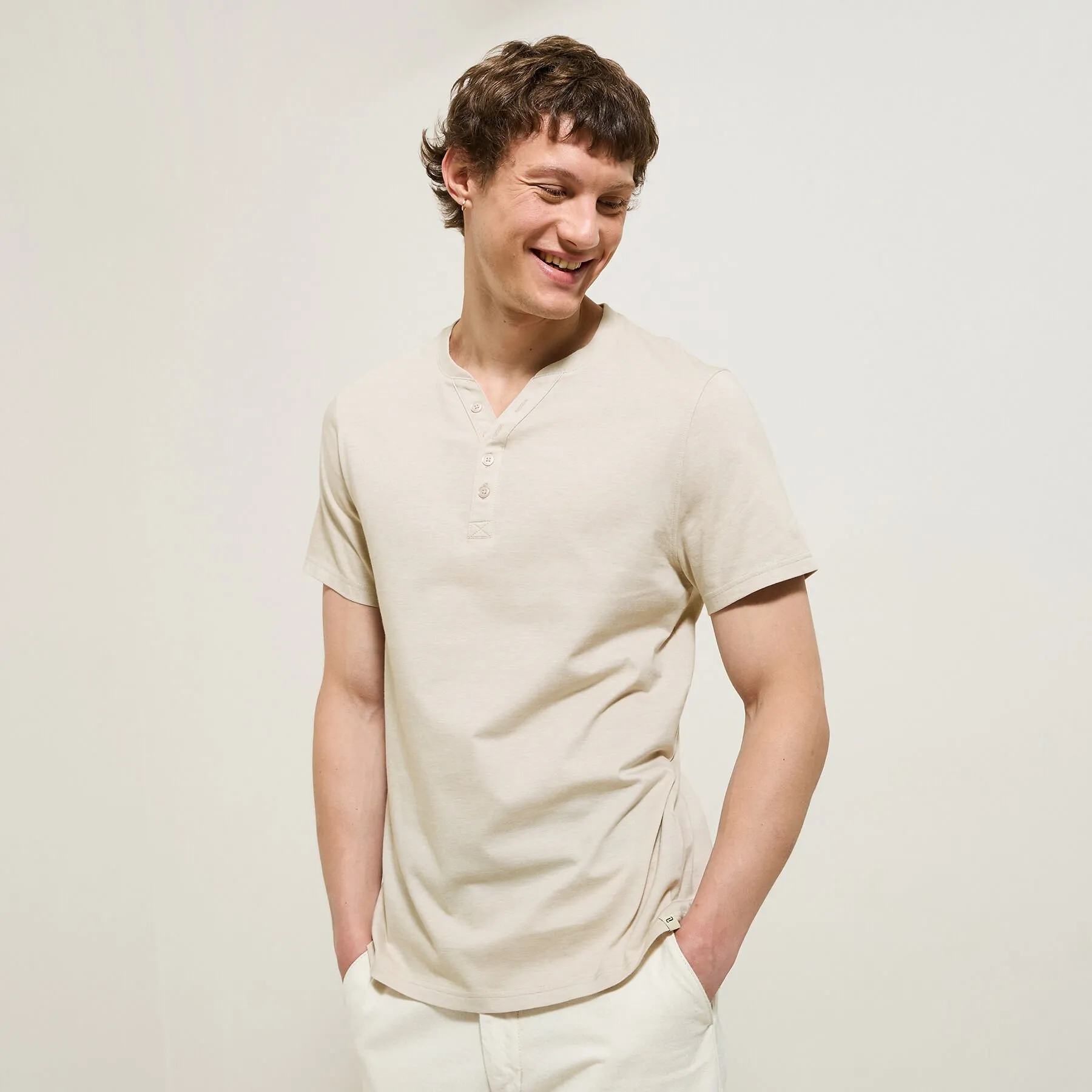 Tee shirt slim col tunisien Beige | Jules